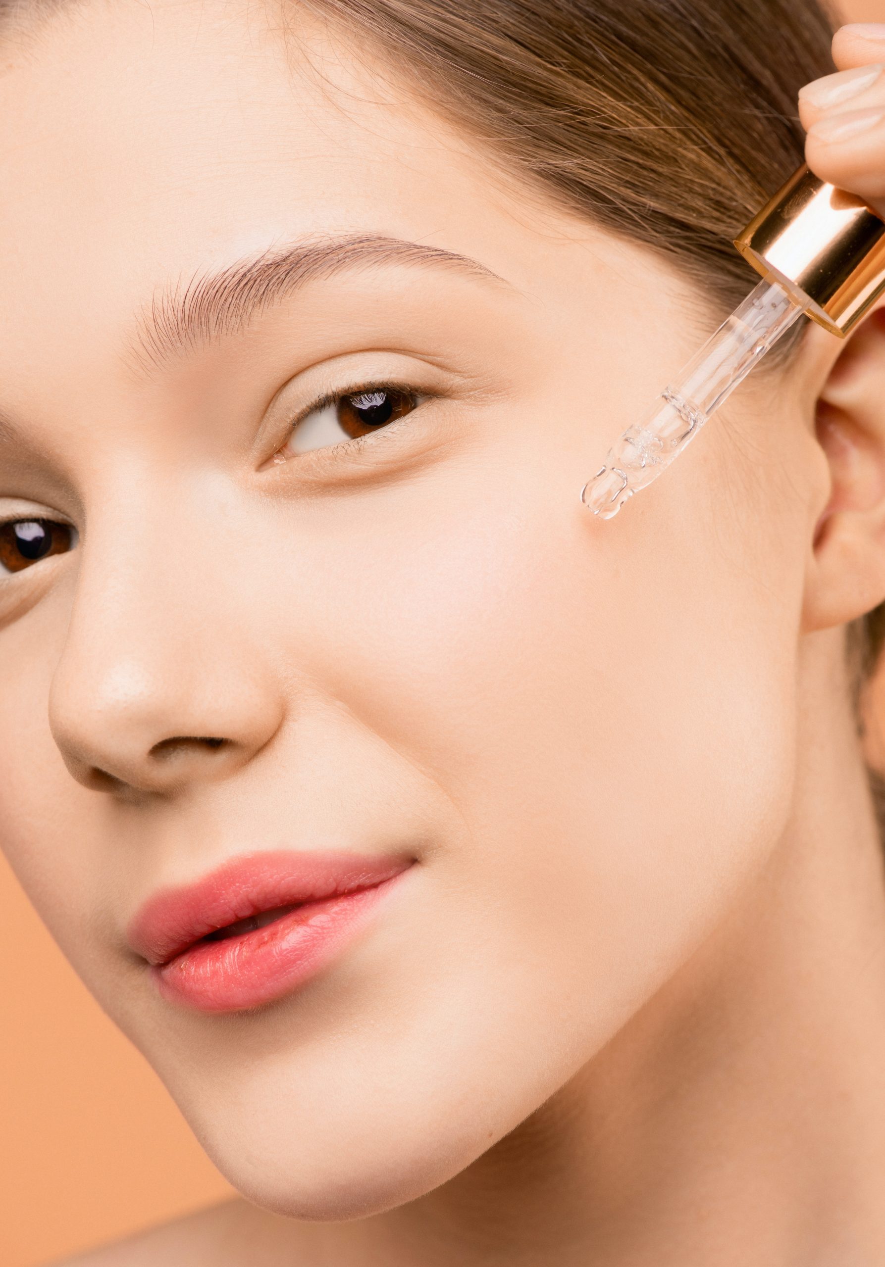 Olejowanie twarzy – korzyści dla Twojej skóry